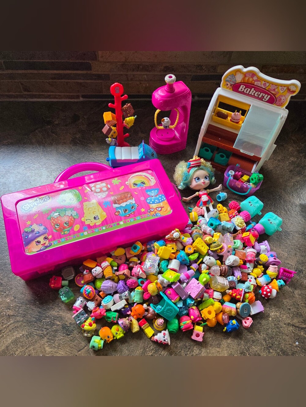 HUGE Shopkins Bundle + Carry Case + Playsets